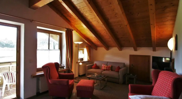 Alpenflair Ferienwohnungen Whg. 304+203, Rezerwuj Hotel Hotele w Bawaria z parkingiem, Parking