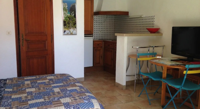 BY Cassis, Rezervasyon Otel Cassis ucuz oteller