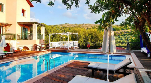 Вилла с 3 комнатами Villa Amvrosia Nr Kalives Crete