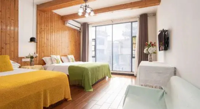 Семейный люкс Shenzhen Busy Boss Boutique Inn