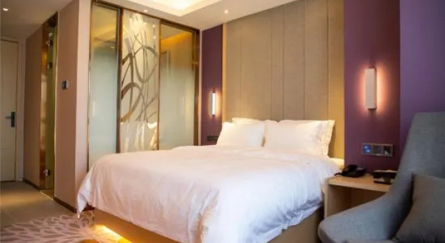 Семейный люкс Deluxe Lavande Hotel(Nanchang high tech aixihu store)