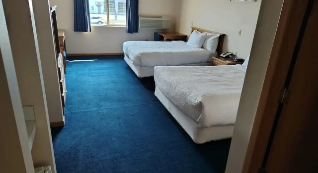 Номер Deluxe Western Executive Inn
