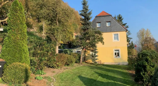 Апартаменты Ferienhaus Elbufer 83