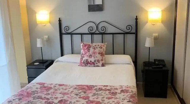 Двухместный номер Standard с видом на горы Hostal Mainz