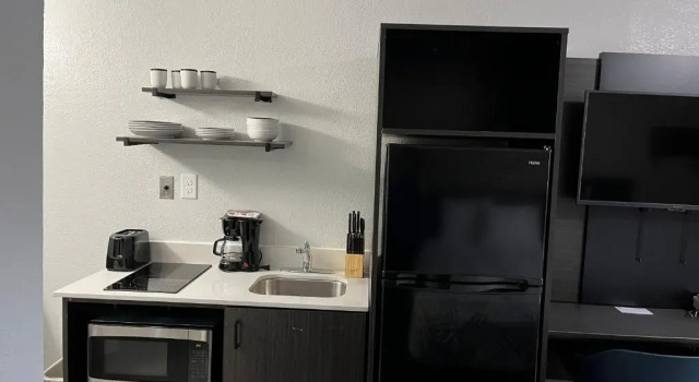 Четырёхместный номер Standard Studio 6 Bay Minette AL