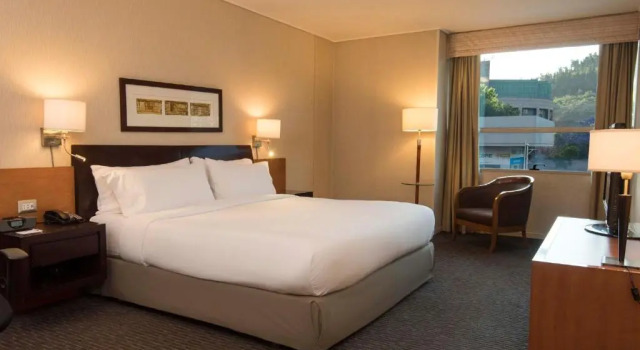 Номер Standard с видом на город Holiday Inn Express Santiago Las Condes by IHG