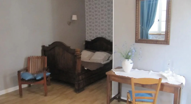 Au Vieux Pressoir, Book Hotel Hoteller i Caussens med pool, Swimmingpool