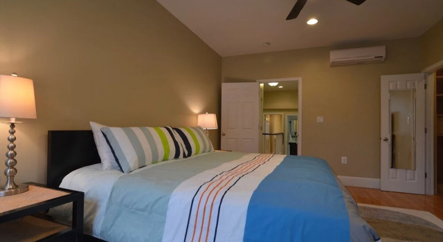 1424 Northwest Townhome #1042 - 3 Br Townhouse