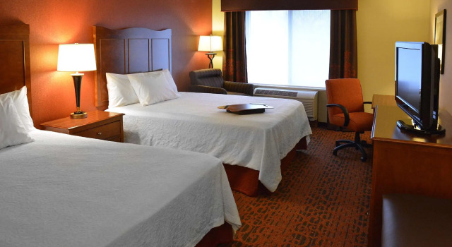 Четырёхместный номер Standard Hampton Inn Medford