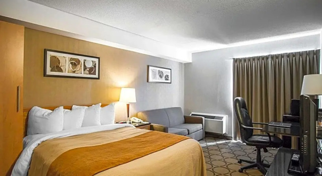 Номер Standard Comfort Inn Kanata Ottawa West