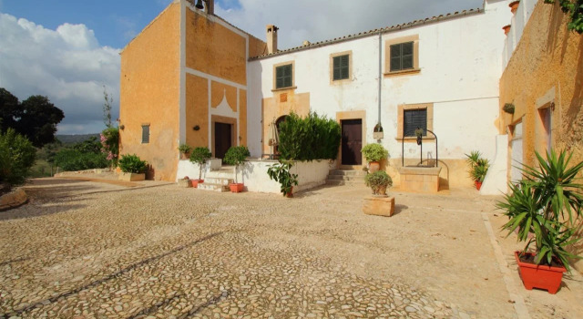 Agroturismo Es Pujol, Book Hotel Santanyi Majorca