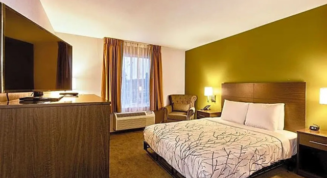 Номер Standard SureStay Plus Hotel by Best Western SeaTac Airport