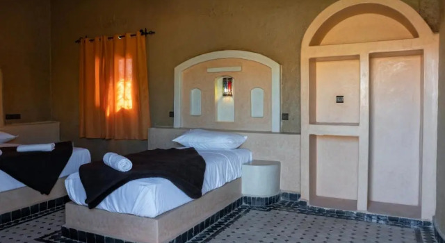 Maison bedouin Merzouga, Rezervovat Hotel Hotely v Meknes-Tafilalet s parkováním, Parkování