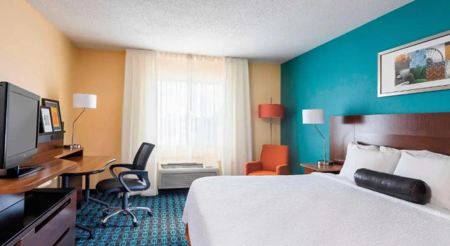 Номер Standard Fairfield Inn & Suites Holland