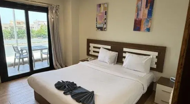 Люкс с балконом Royal Inn Residence New Cairo