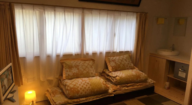 Osaka Guesthouse SAYURI TENGACHAYA Ekimae, Забронировать Отель Сакаи Осака, рядом с Кисиносато