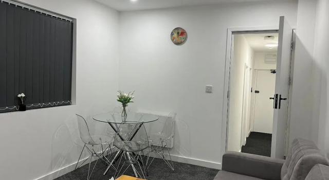 Апартаменты Luton Centrally Located Apartment v Close London Luton Airport