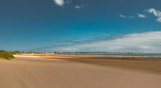 SEA VIEW - 3 bed apartment looking over Bridlington North Beach, Varaa Huoneisto Asunnot kohteessa Merseyside, Huoneisto