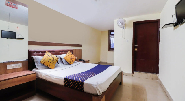 OYO 9016 Charu Comforts, Rezervovat Hotel Hotely v Bangalore s parkováním, Parkování