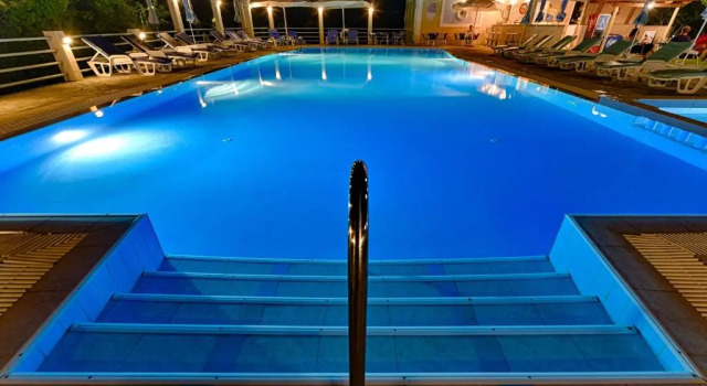 Номер Standard Ionis Hotel