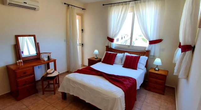 Lovely 2 bedroom apartment A206, 800m to the sea, Rezerwuj Apartament Pafos Pafos, w pobliżu Markideio Theatre