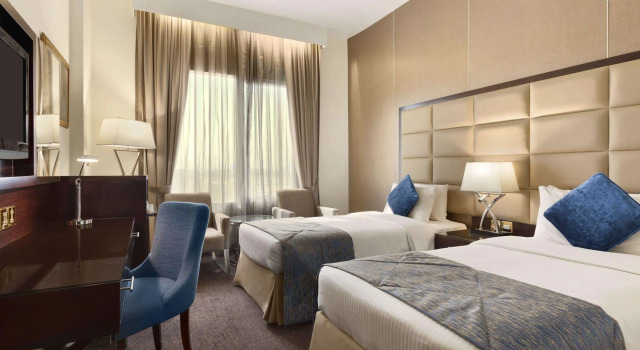 Отель Howard Johnson by Wyndham Bur Dubai