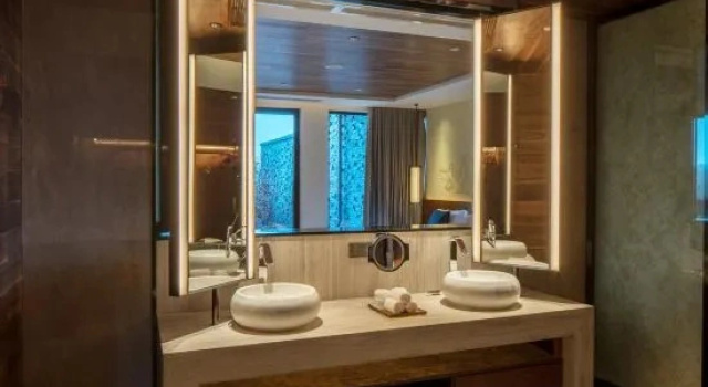 Люкс с 3 комнатами с видом на озеро Jinshuo Holiday Hotel