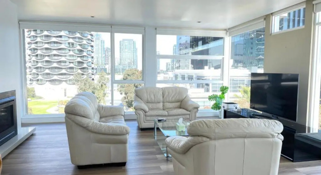 Апартаменты Docklands Luxury Penthouse Right Above The District Docklands