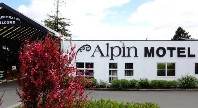 Alpin Motel & Conference Centre, Забронировать Мотель Отели Озера Роторуа с парковкой, Парковка