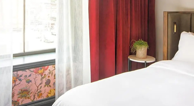 Номер Standard The Broadview Hotel