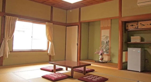 Kikuya Ryokan, Prenota Hotel Tonosho Kagawa