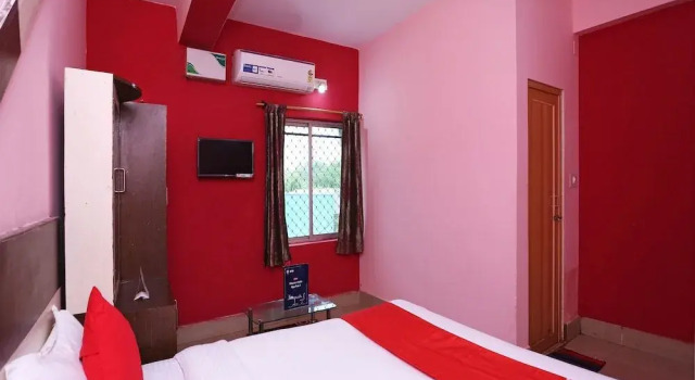 OYO 13624 Kapoors Plaza Guest House, Book Pension Gæstehuse i Orissa, Pension