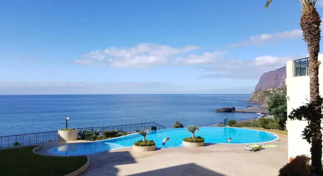 Апартаменты Atlantic Ocean View Apartment