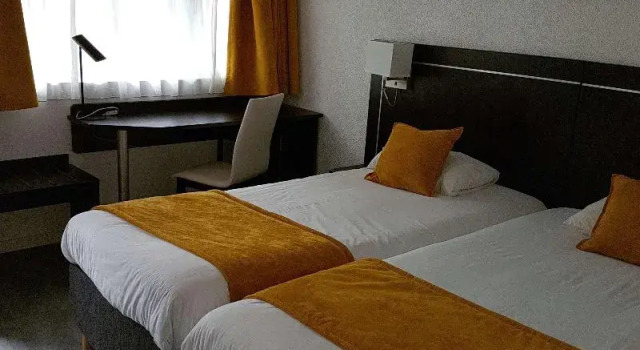 Номер Standard с балконом Kyriad Lille Est - Hem