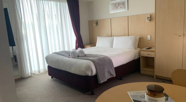 Семейный люкс с 2 комнатами Airport Ascot Motel