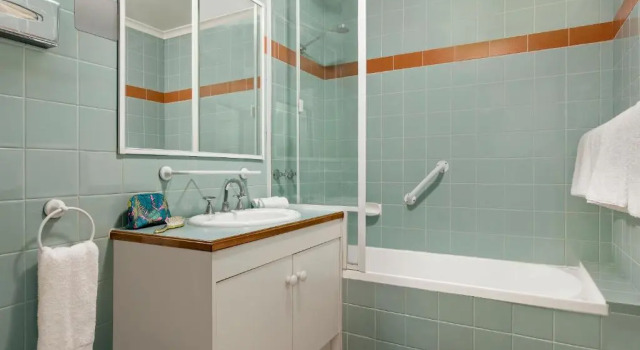 Студия Hobart Waterfront Apartments