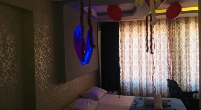 Mavi Takim, Boek Hotel Kadıköy 