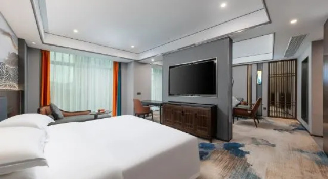 Люкс Presidential Zhuhai Delong M Seaview Hotel (Lovers Road Seaside Swimming Pool Store)