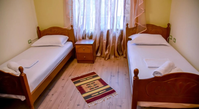 Hotel Sofra, Забронировать Отель Недорогие отели Гирокастры, недорого