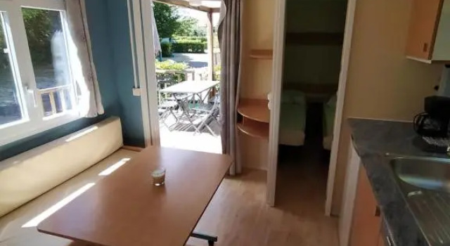 Camping Municipal Les 3 Rivières, Buchen Sie Campingplatz Camping & Glamping in Burgund, Campingplatz