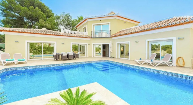 Villa Montgo View