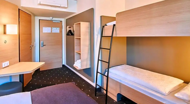 Номер Family B&B HOTEL Frankfurt-Niederrad
