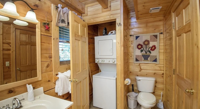 Номер Standard Er 244 â Black Hawk Hideaway Great Location â Close To Town! 2 Bedroom Cabin by RedAwning