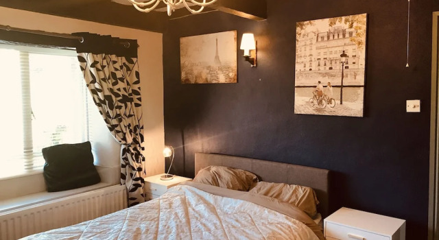 3 Bedroom Country Retreat - Dogs Welcome, Varaa Lomakoti Mökit kohteessa Merseyside, Mökki