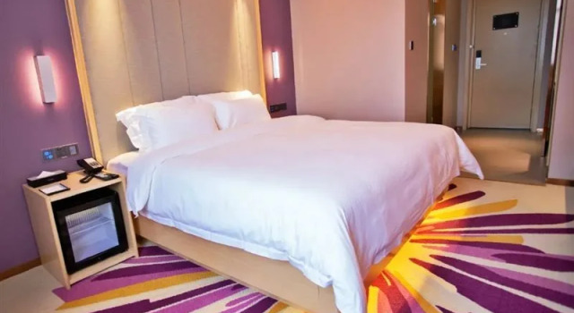 Lavande Hotel (Wuhan Caidian Economic Development Zone Changfu Commercial Plaza), Book Hotel Caidian Hubei