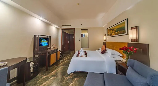 Двухместный номер Deluxe with side sea view Shengyi Holiday Villa Hotel