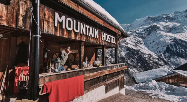 Mountain Hostel Gimmelwald, Rezervovat Hostel Lauterbrunnen Jungfrau