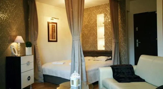 Apartament Glamour II, Book Apartment Hotels in Tatras with Parking, Parking