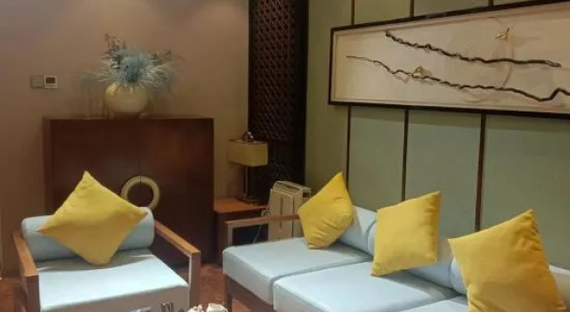 Люкс Business Xidu Crystal Hotel (Siping Xinghong Road)