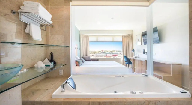 Deluxe Doppel Zimmer mit Flussblick Gateway Hotel by Nightcap Plus